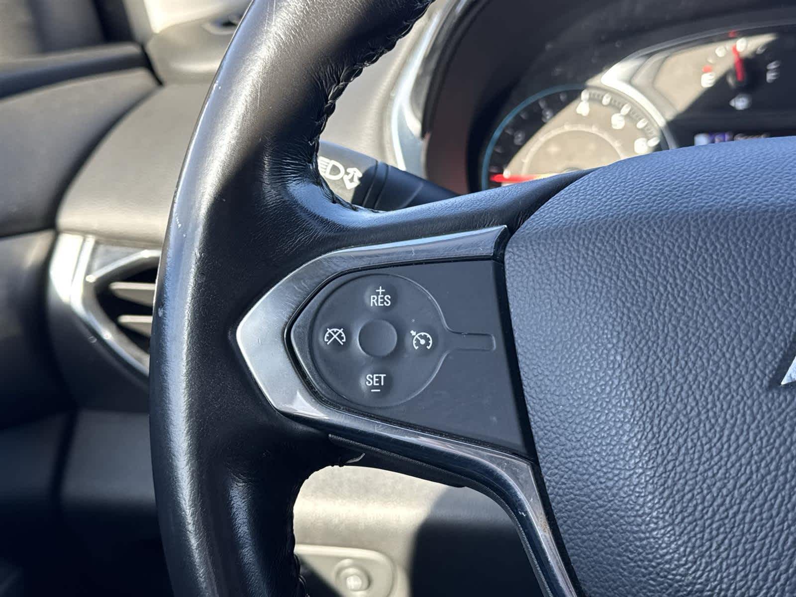 Thumbnail: 2019 Chevrolet Traverse - 19