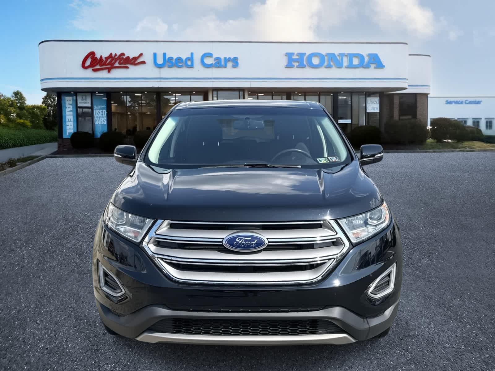 Thumbnail: 2017 Ford Edge - 8