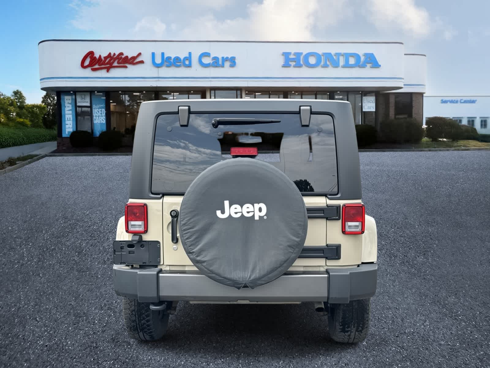 Thumbnail: 2017 Jeep Wrangler - 5