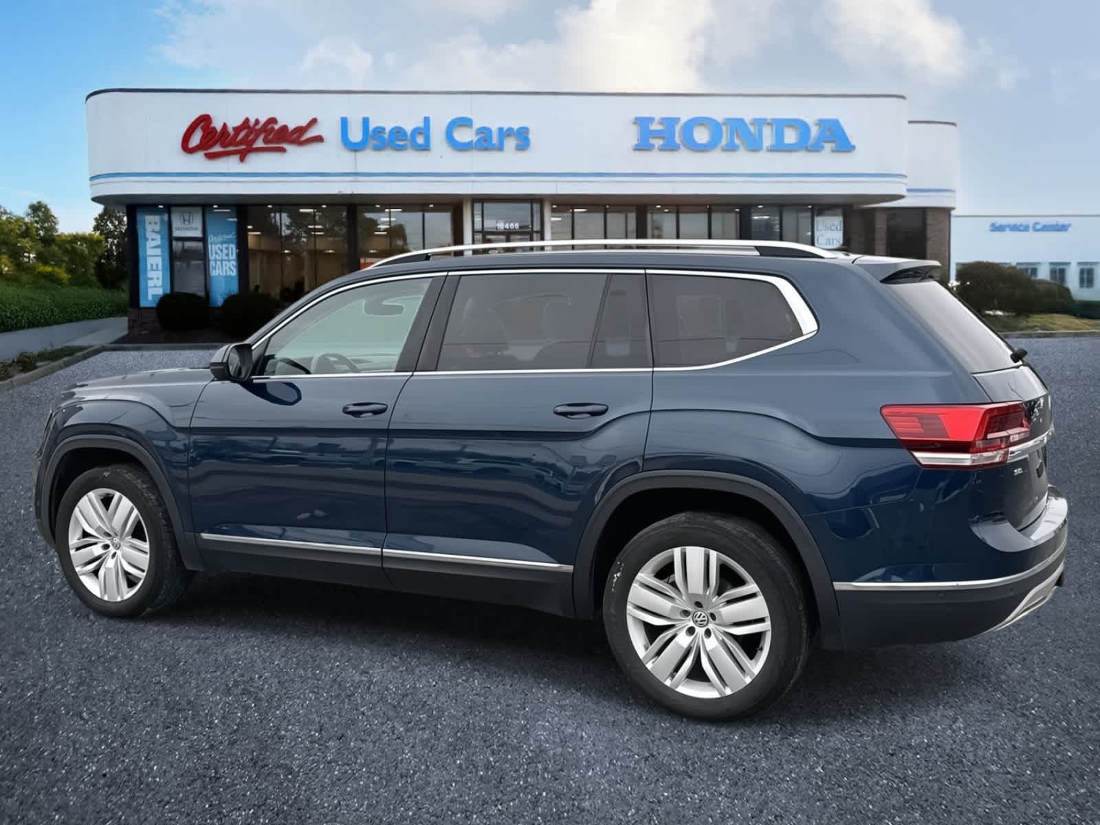 Thumbnail: 2018 Volkswagen Atlas - 2