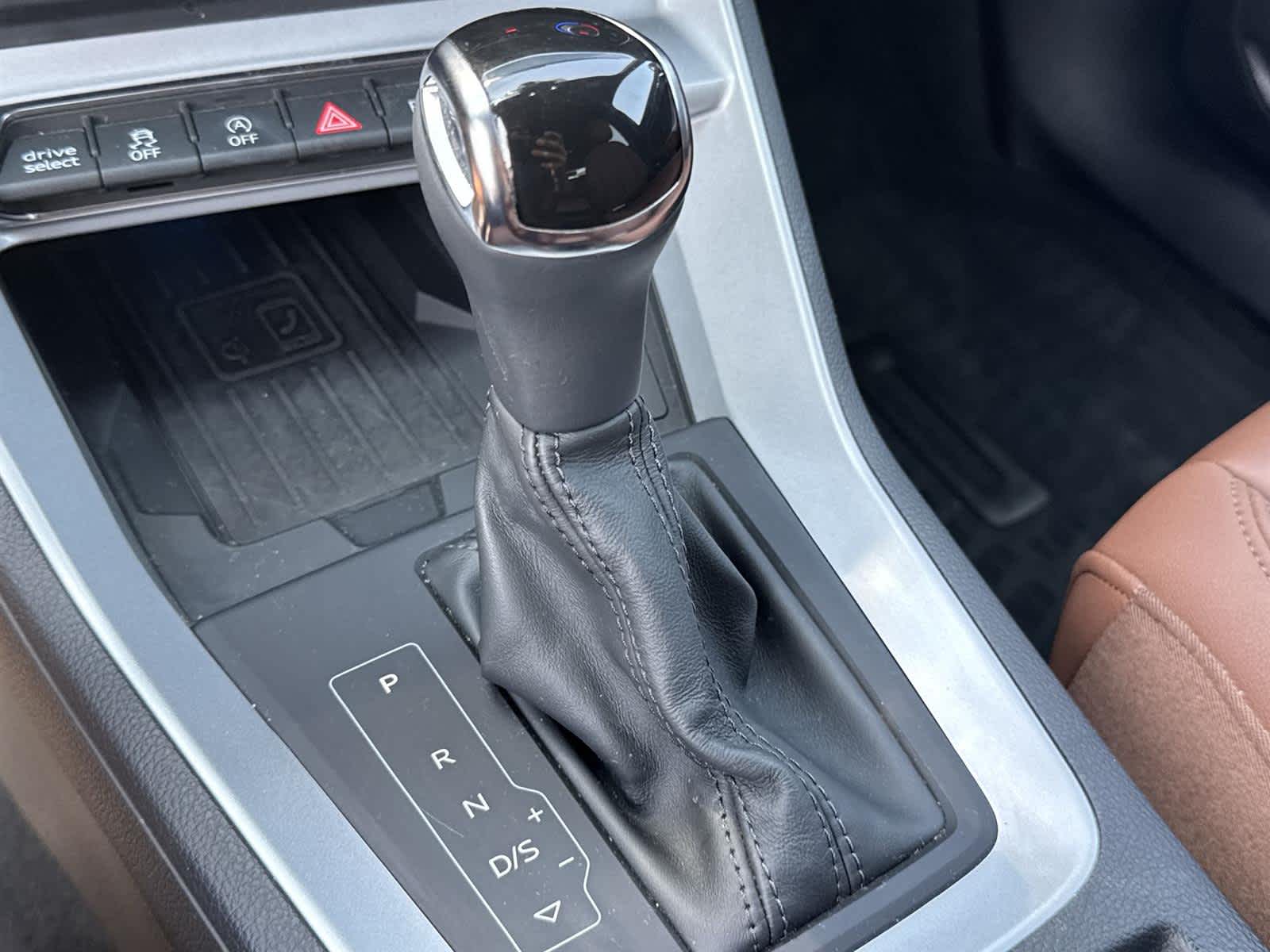 Thumbnail: 2021 Audi Q3 - 29