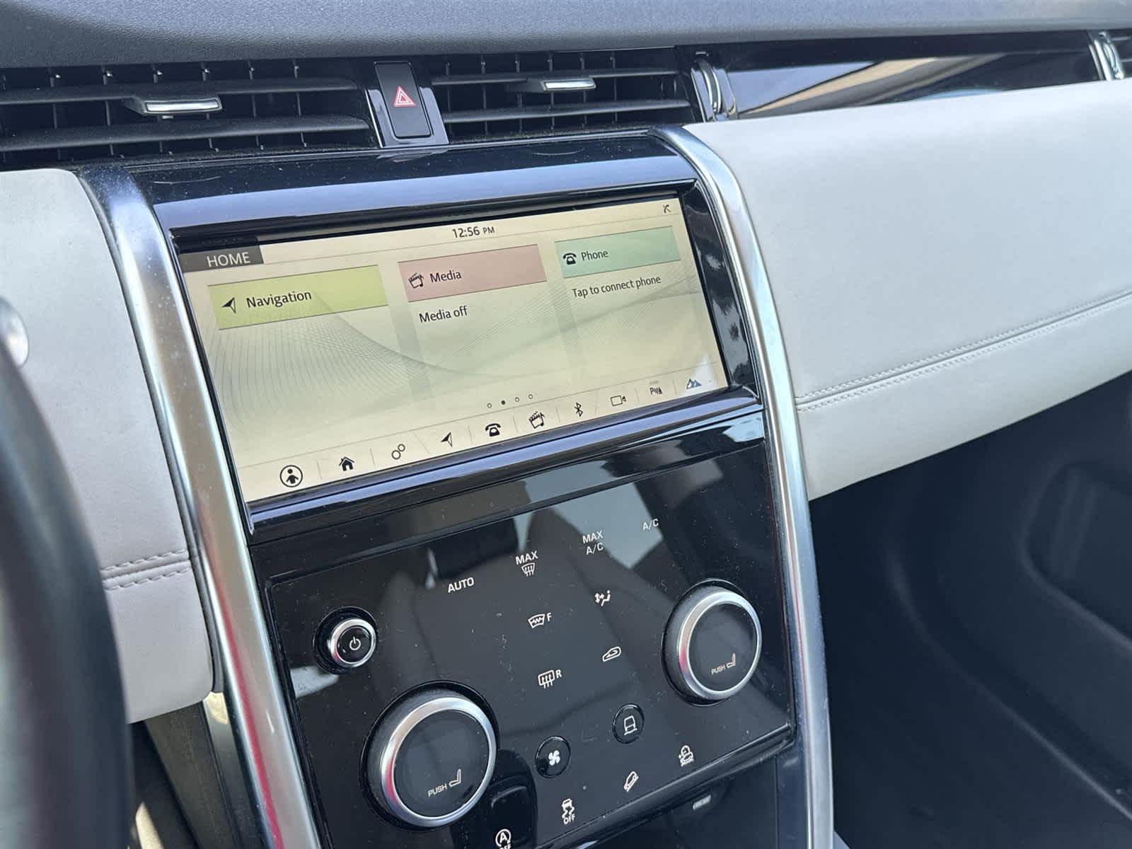 Thumbnail: 2020 Land Rover Discovery Sport - 24