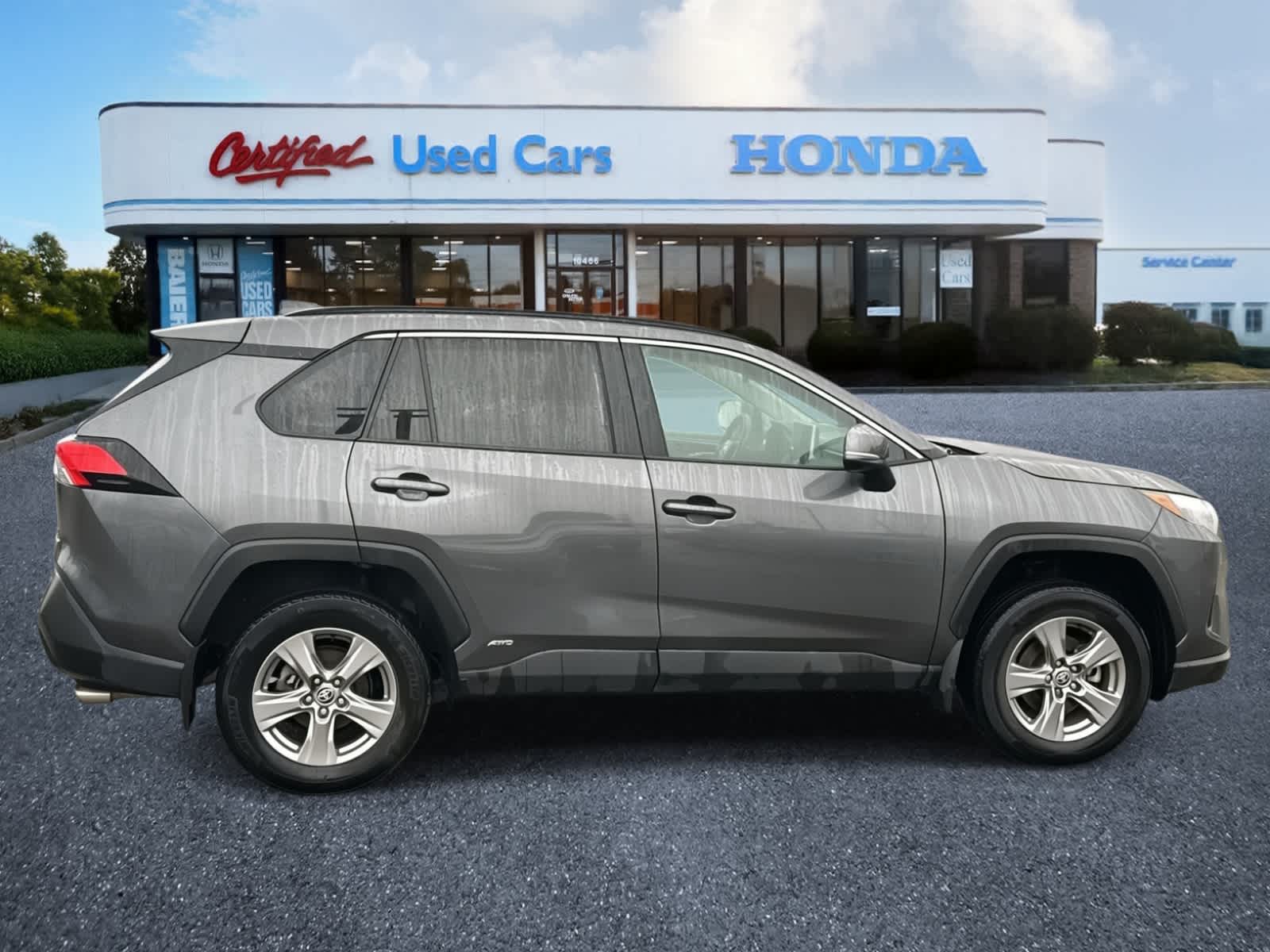 Thumbnail: 2024 Toyota RAV4 - 6