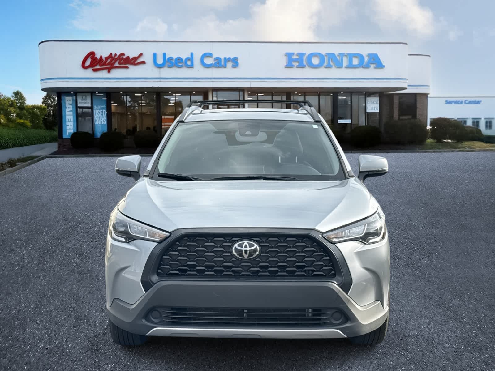 Thumbnail: 2022 Toyota Corolla Cross - 8