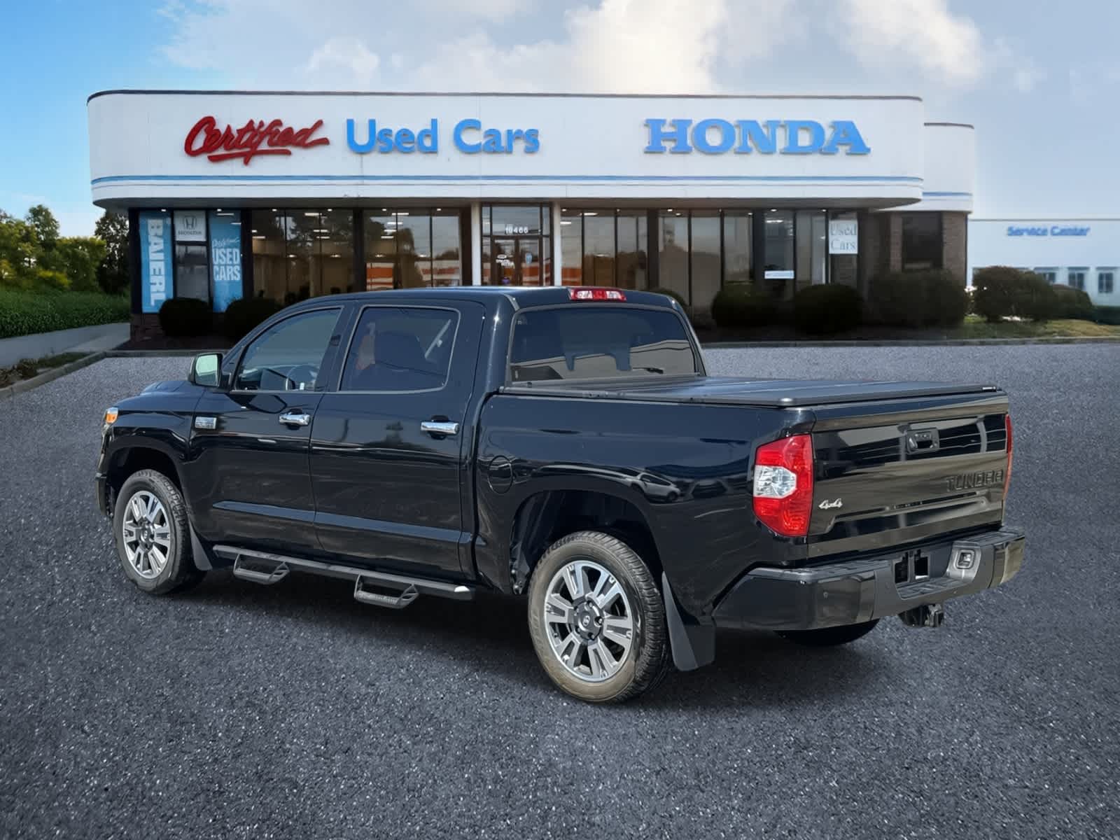 Thumbnail: 2019 Toyota Tundra - 3