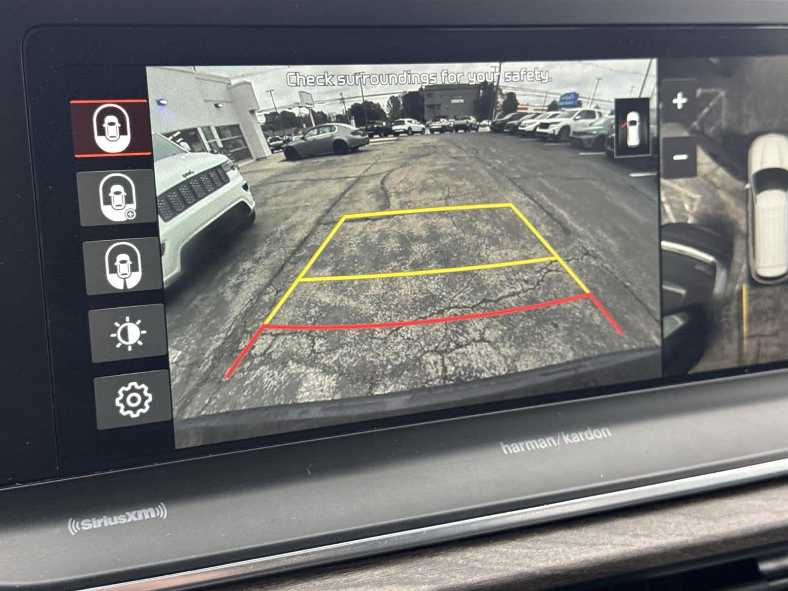 Thumbnail: 2021 Kia Telluride - 24