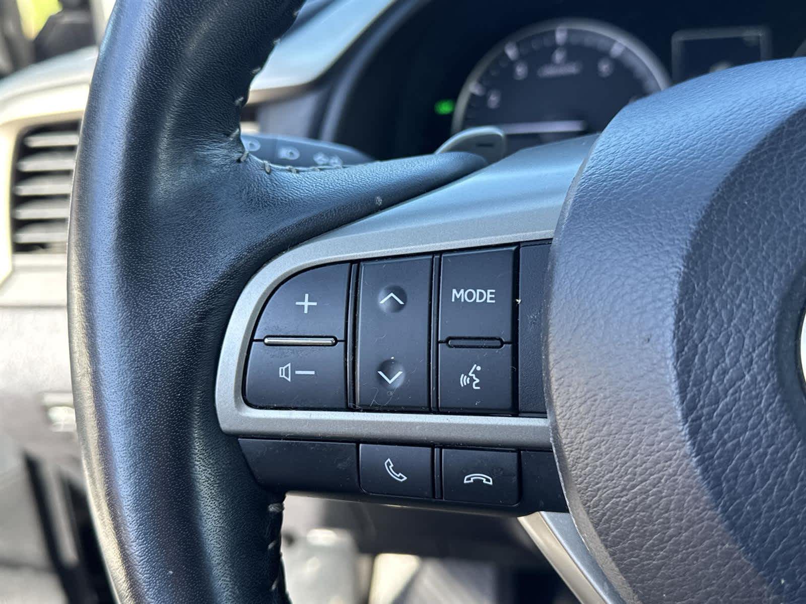 Thumbnail: 2020 Lexus RX - 18