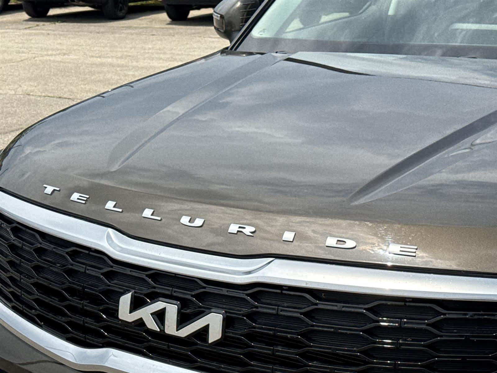 2022 Kia Telluride S 10