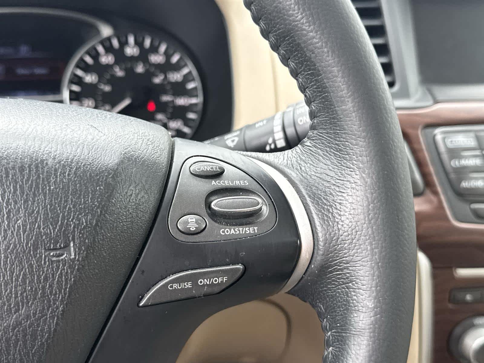 2018 Nissan Pathfinder Platinum 21