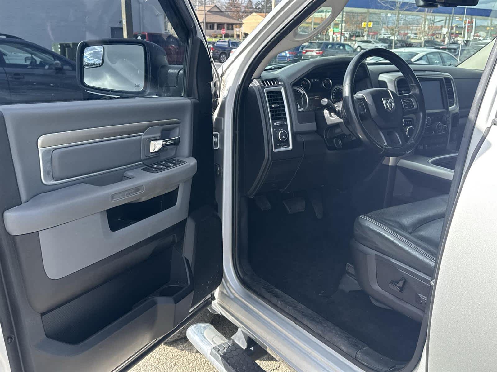 2016 Ram 1500 Big Horn photo 2