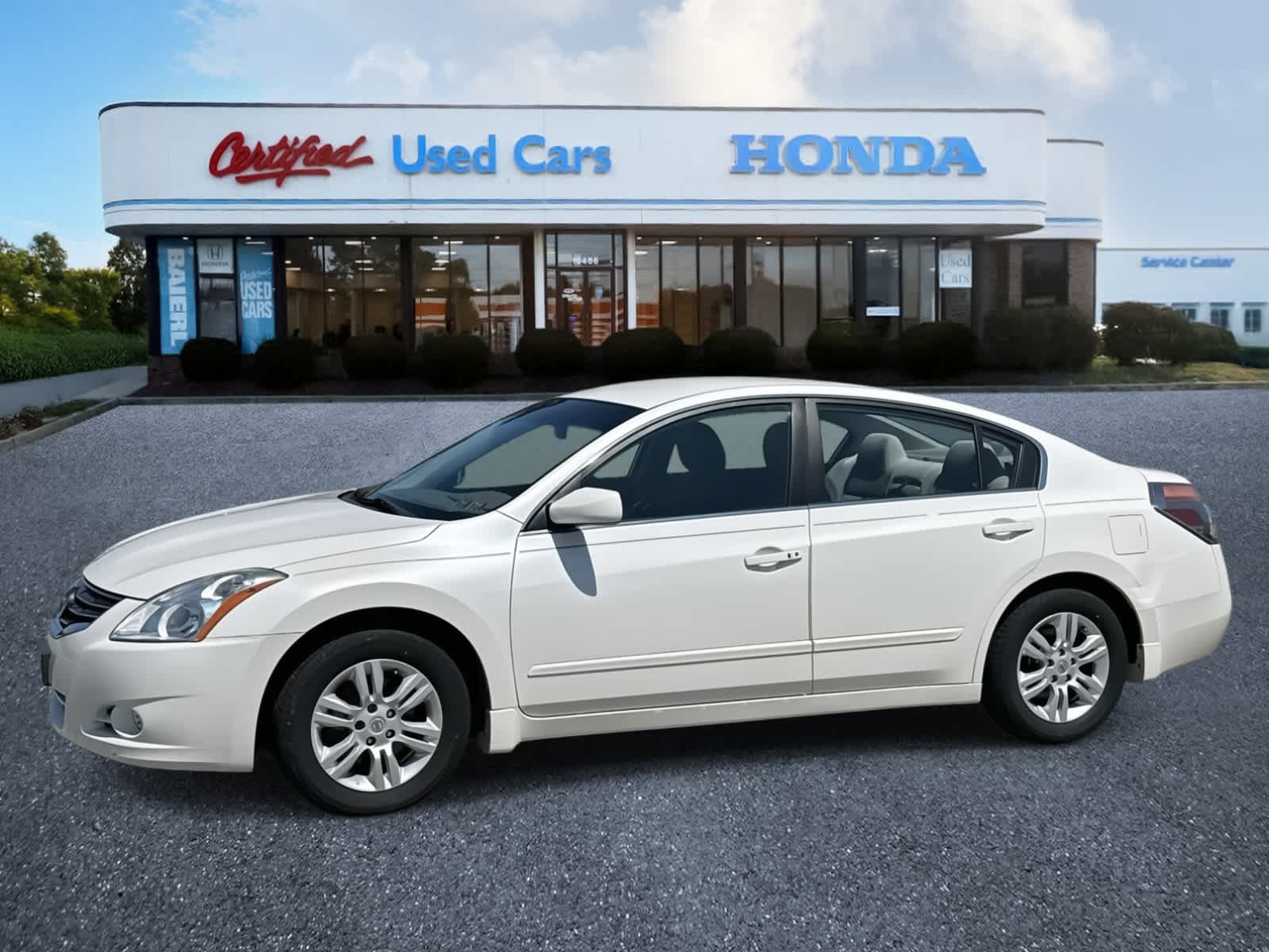 Thumbnail: 2012 Nissan Altima - 3