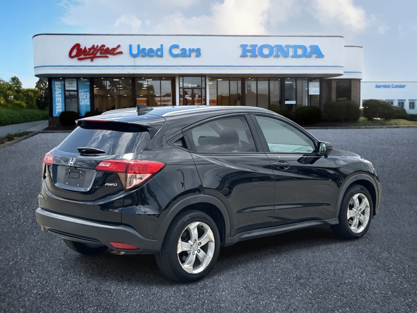 Thumbnail: 2016 Honda HR-V - 5
