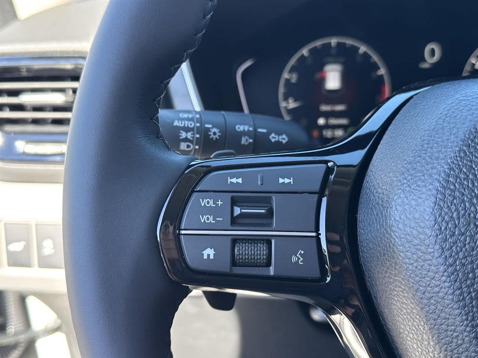 Thumbnail: 2025 Honda Pilot - 18