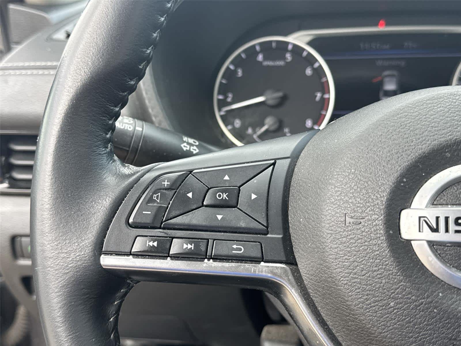 Thumbnail: 2023 Nissan Sentra - 19