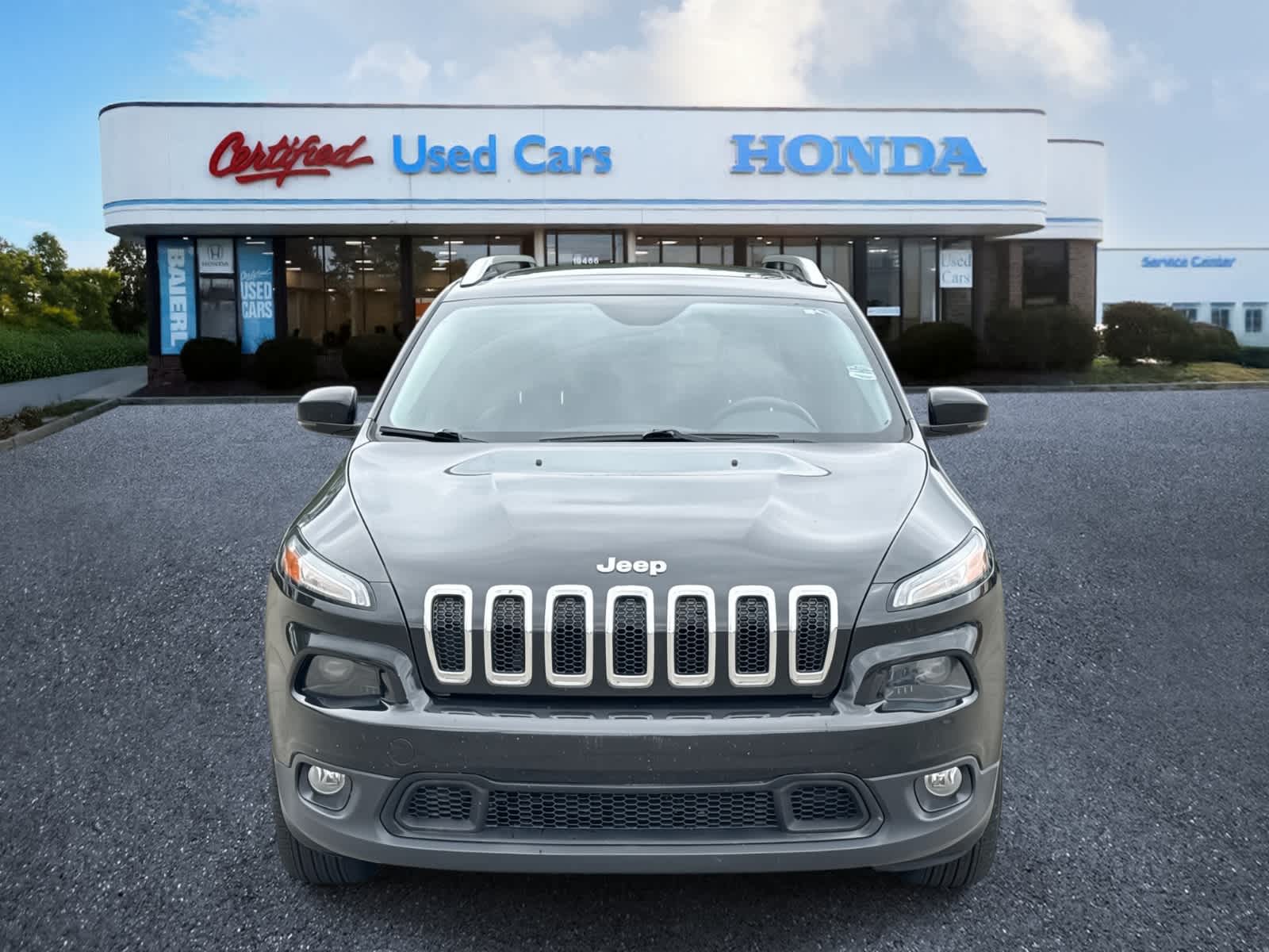 Thumbnail: 2015 Jeep Cherokee - 8