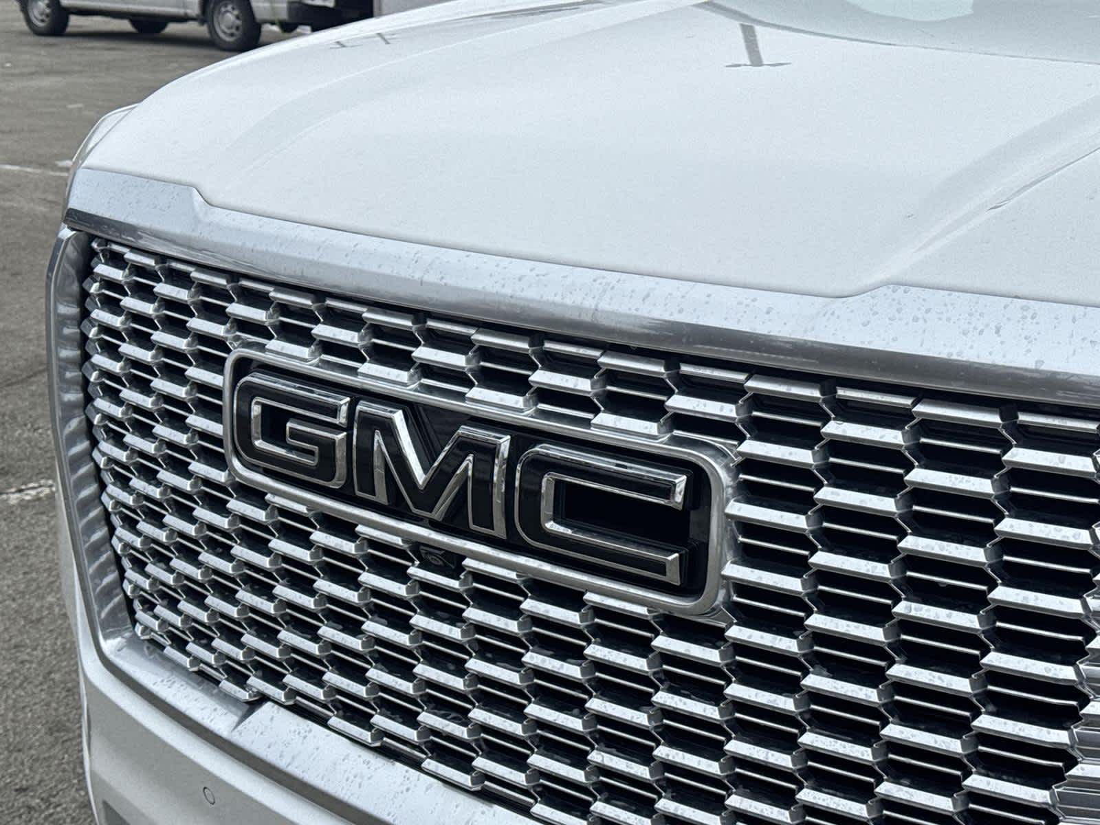 Thumbnail: 2023 GMC Yukon XL - 10