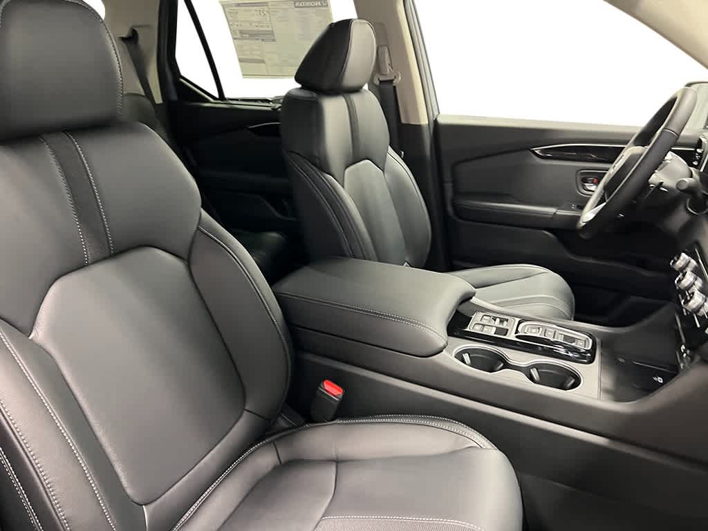 2025 Honda Pilot Touring 39