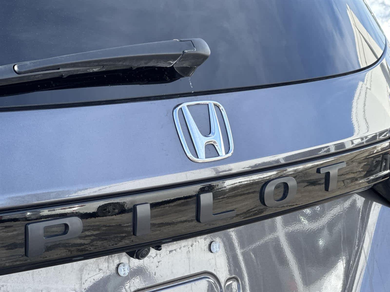 Thumbnail: 2024 Honda Pilot - 11