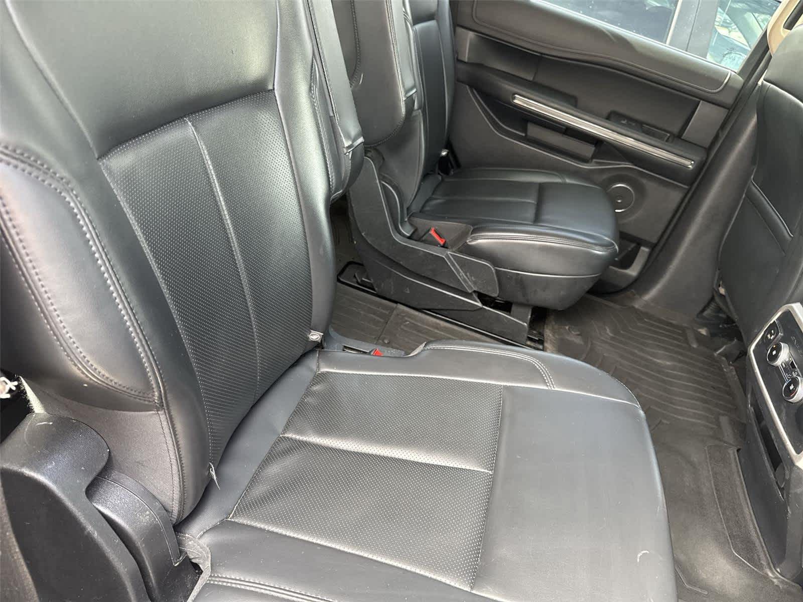 2022 Ford Expedition XLT - Photo 15