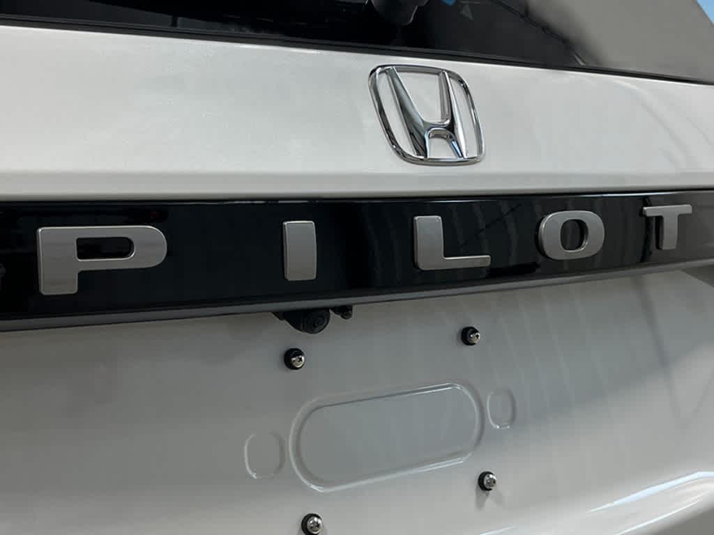 Thumbnail: 2026 Honda Pilot - 7