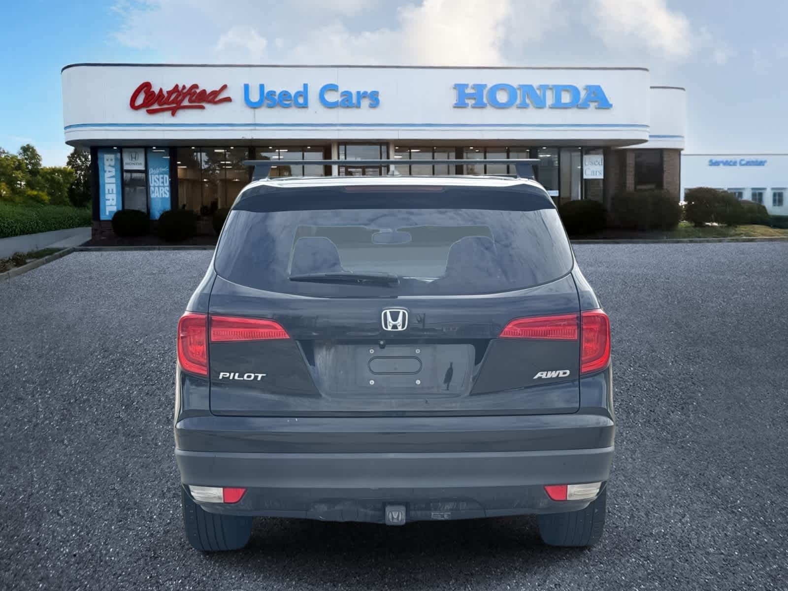 Thumbnail: 2018 Honda Pilot - 4