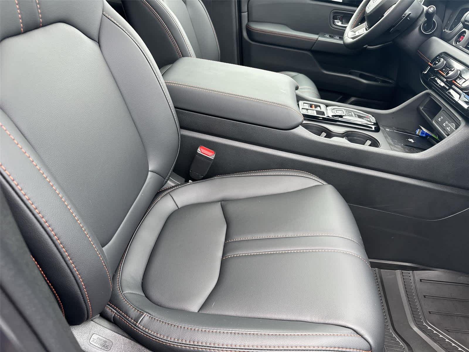 Thumbnail: 2026 Honda Pilot - 17