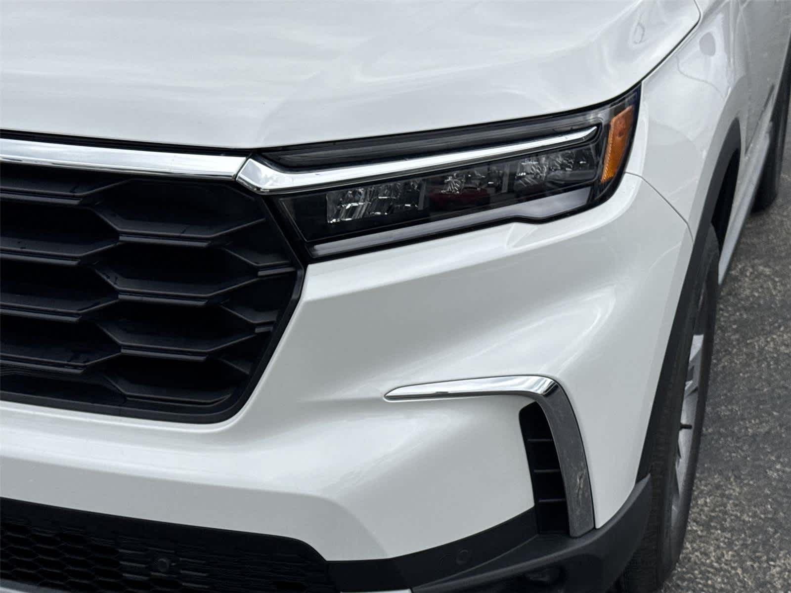 Thumbnail: 2025 Honda Pilot - 9