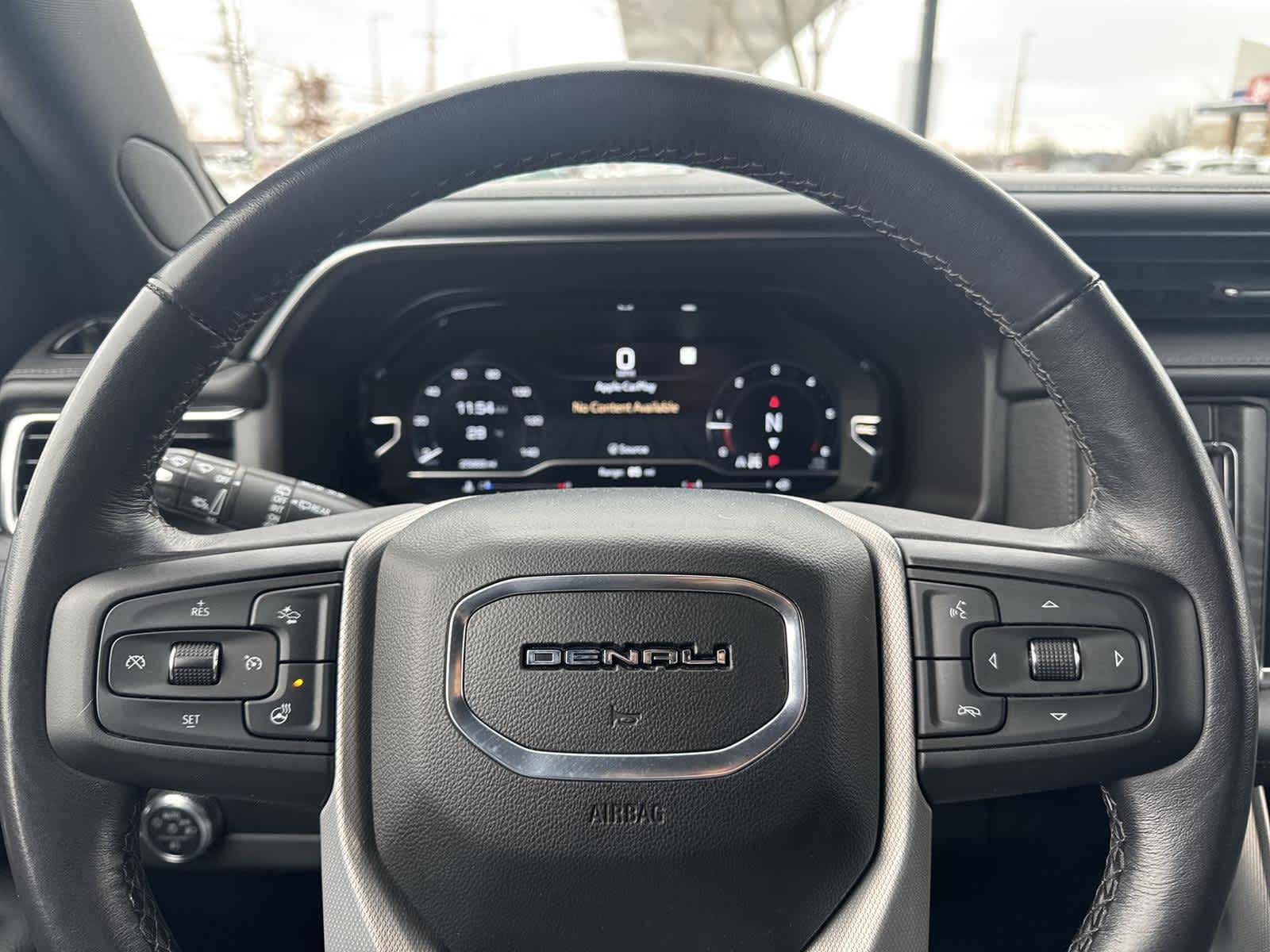 Thumbnail: 2023 GMC Yukon XL - 20