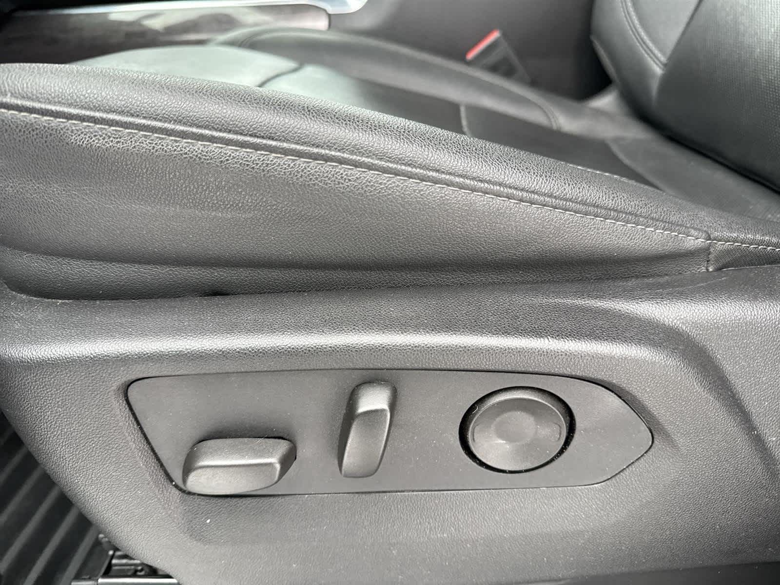 Thumbnail: 2024 Chevrolet Silverado 2500 - 13