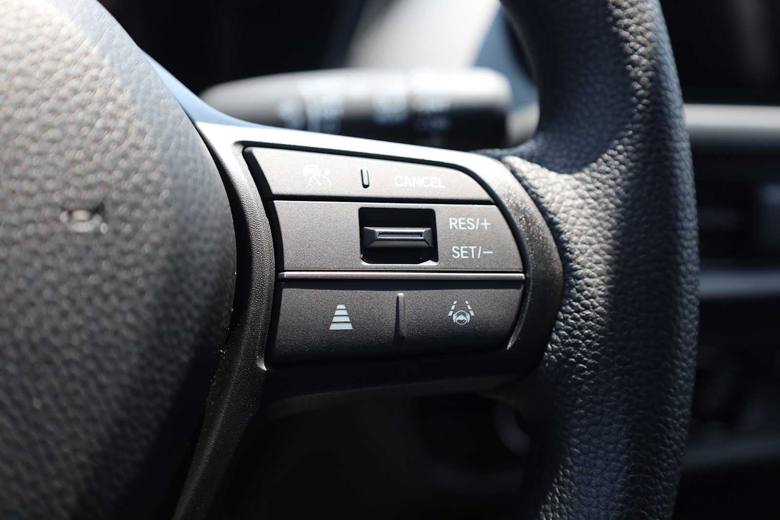 2026 Honda HR-V LX 13