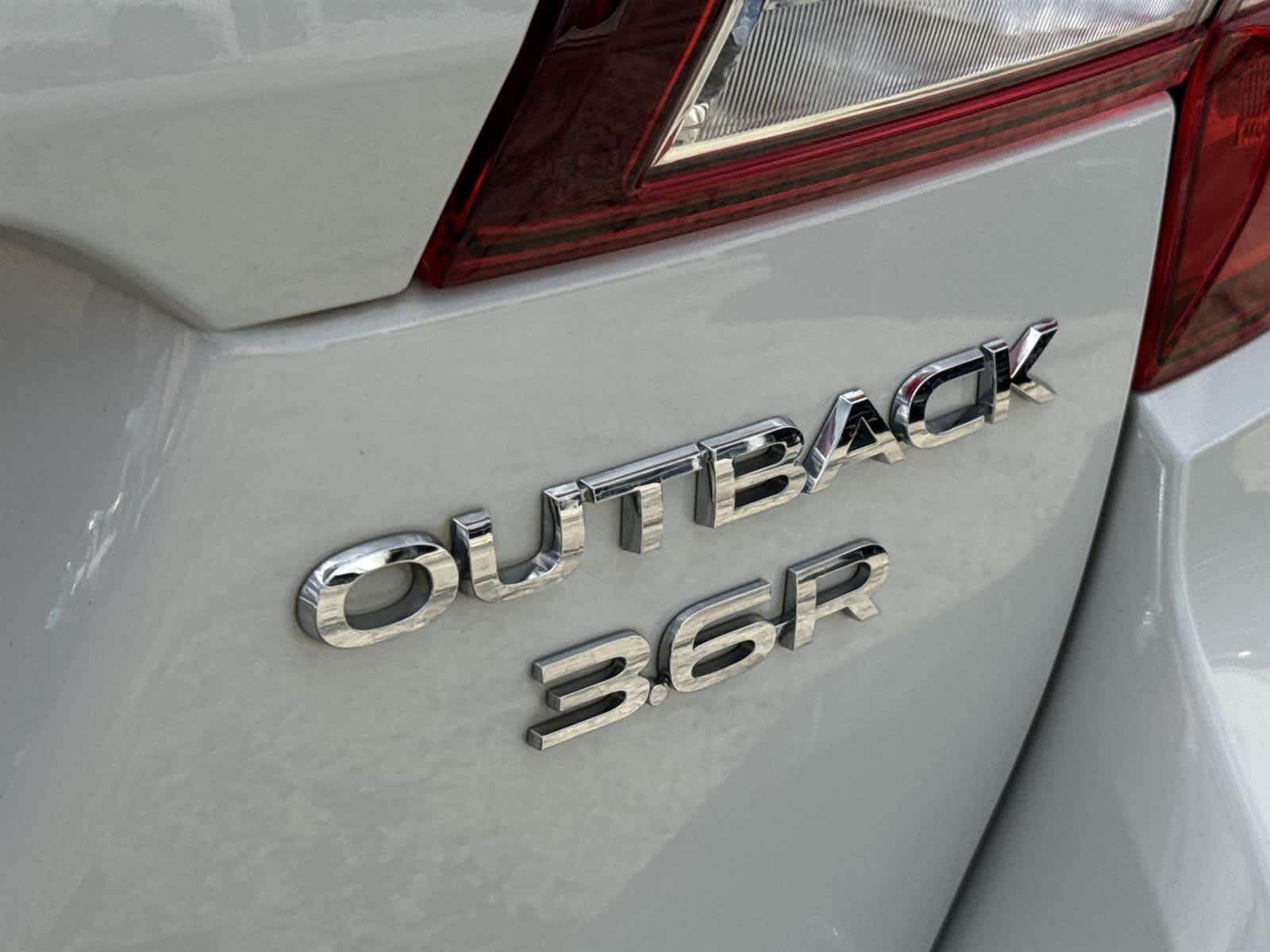Thumbnail: 2016 Subaru Outback - 11