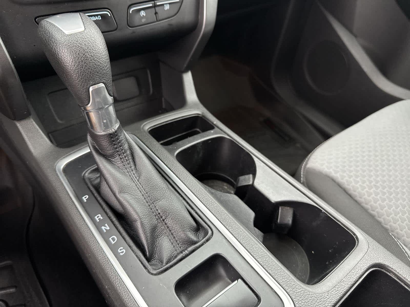 2017 Ford Escape SE 25