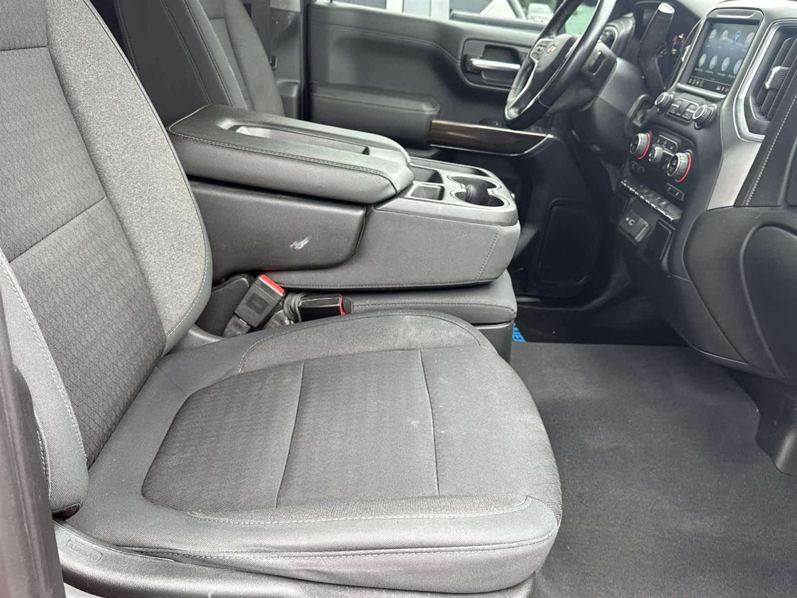 Thumbnail: 2019 Chevrolet Silverado 1500 - 17