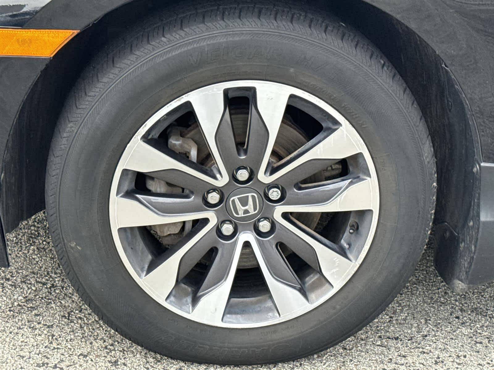 Thumbnail: 2022 Honda Odyssey - 10