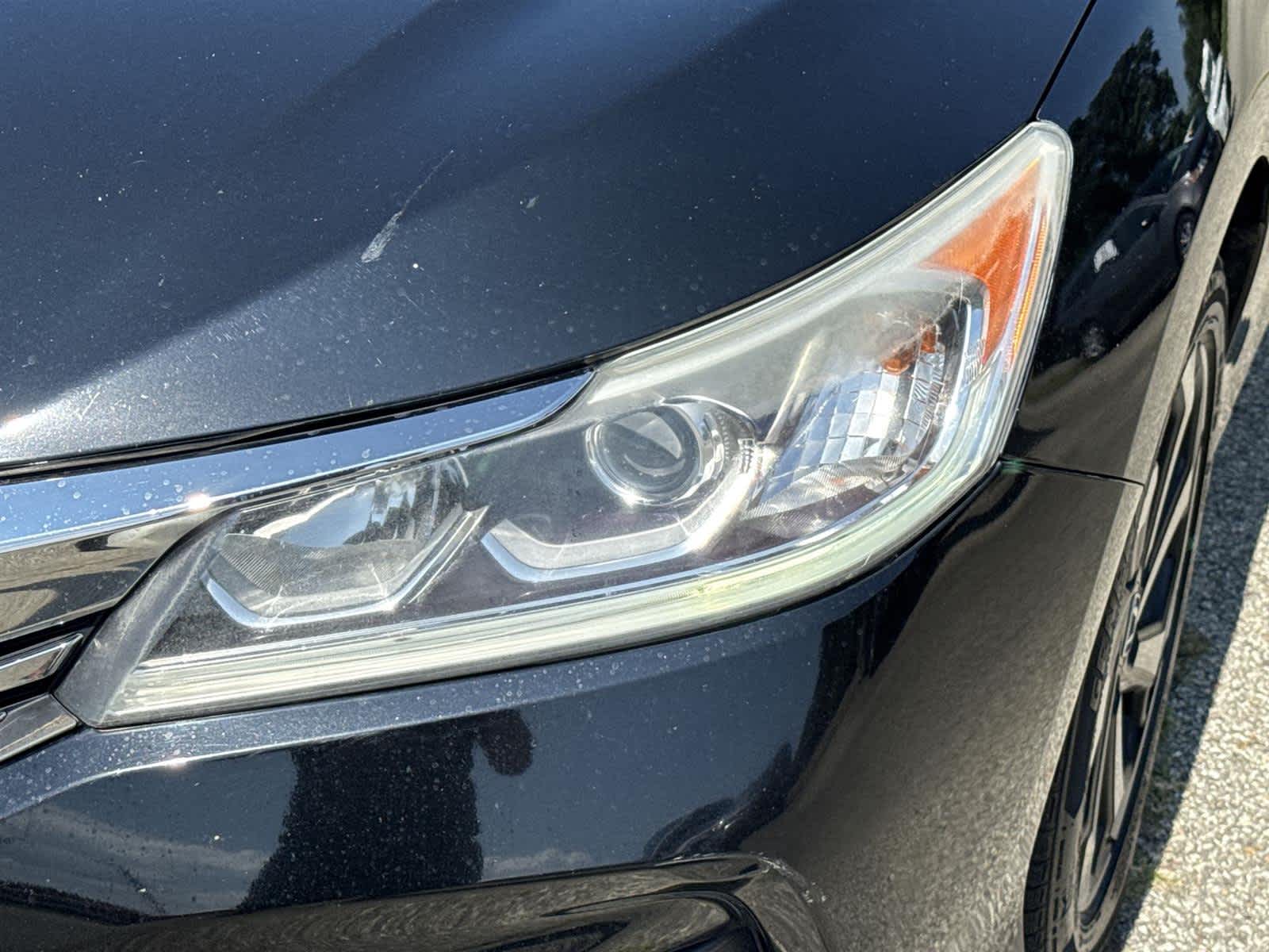 Thumbnail: 2016 Honda Accord - 9