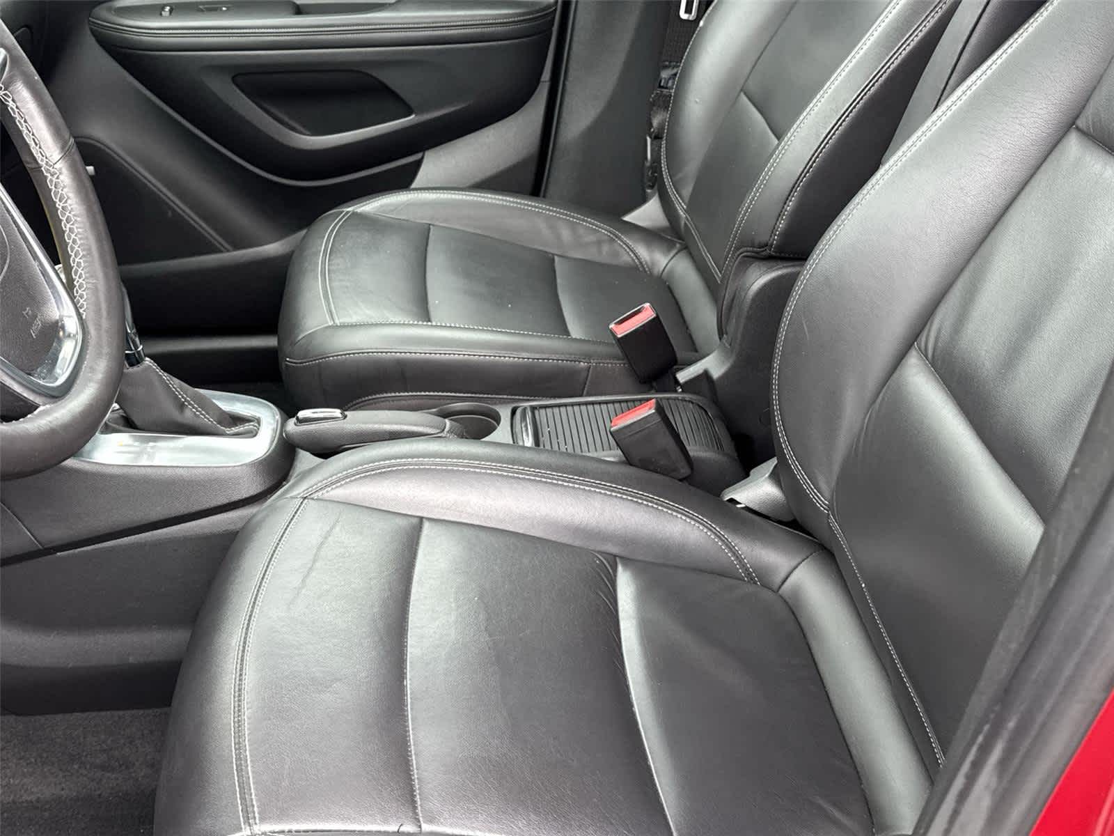 Thumbnail: 2015 Buick Encore - 12