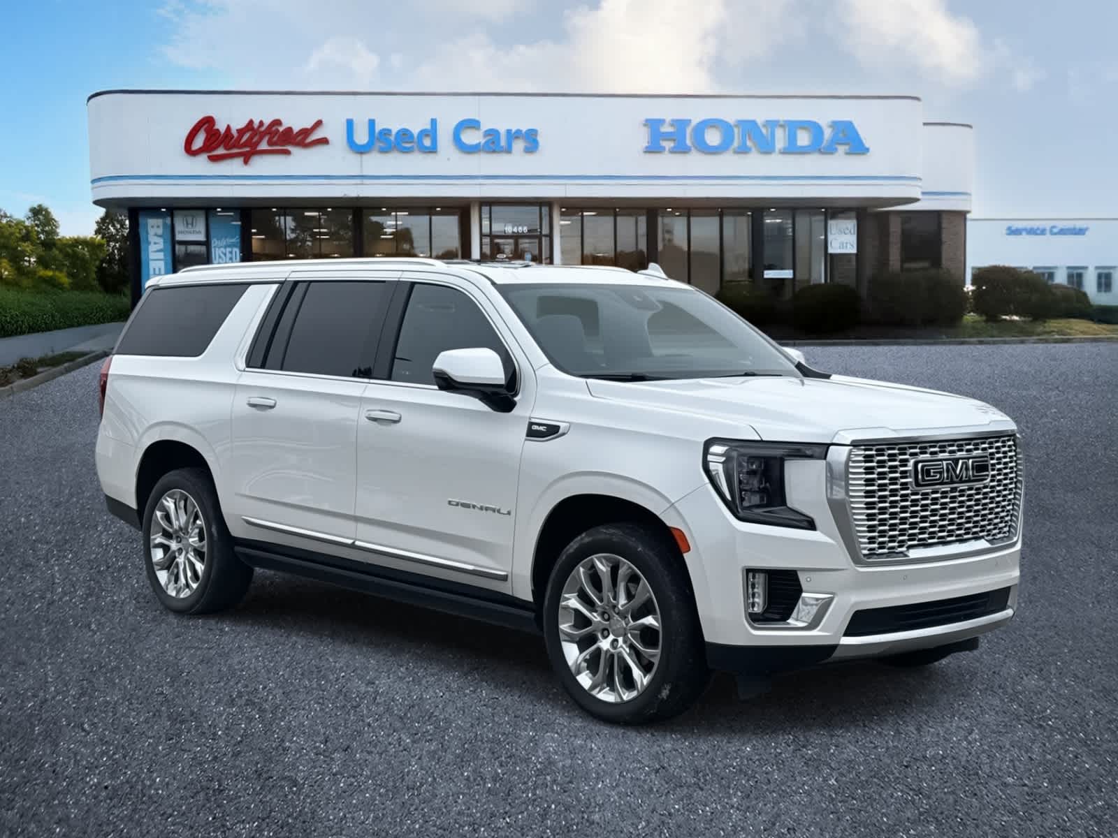 Thumbnail: 2023 GMC Yukon XL - 7