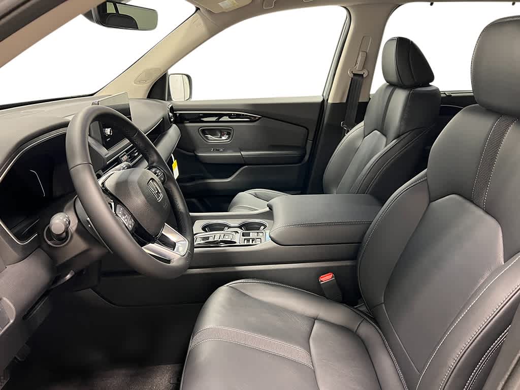 2025 Honda Pilot Touring 15