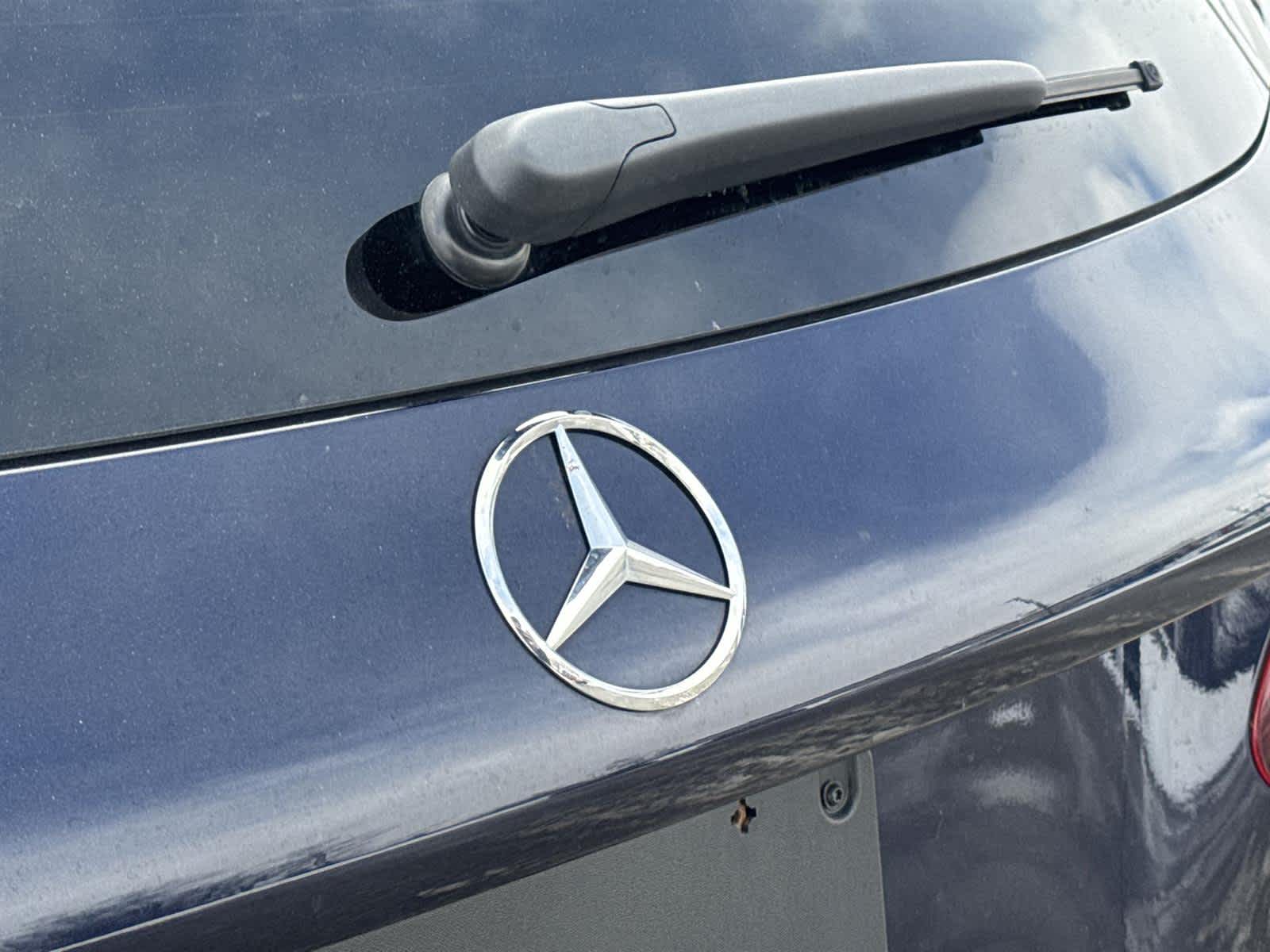 Thumbnail: 2022 Mercedes-Benz GLC - 10