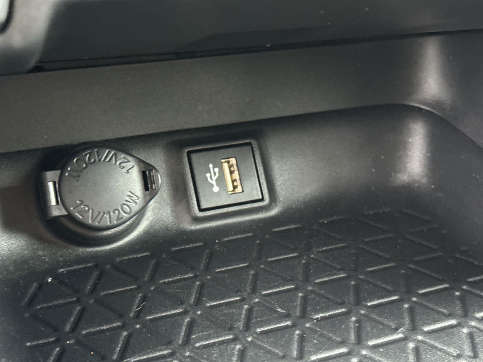 Thumbnail: 2024 Toyota RAV4 - 24