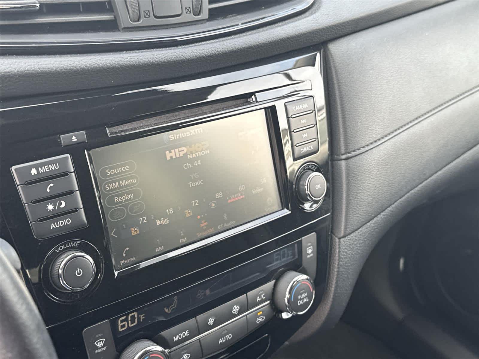 Thumbnail: 2020 Nissan Rogue - 22