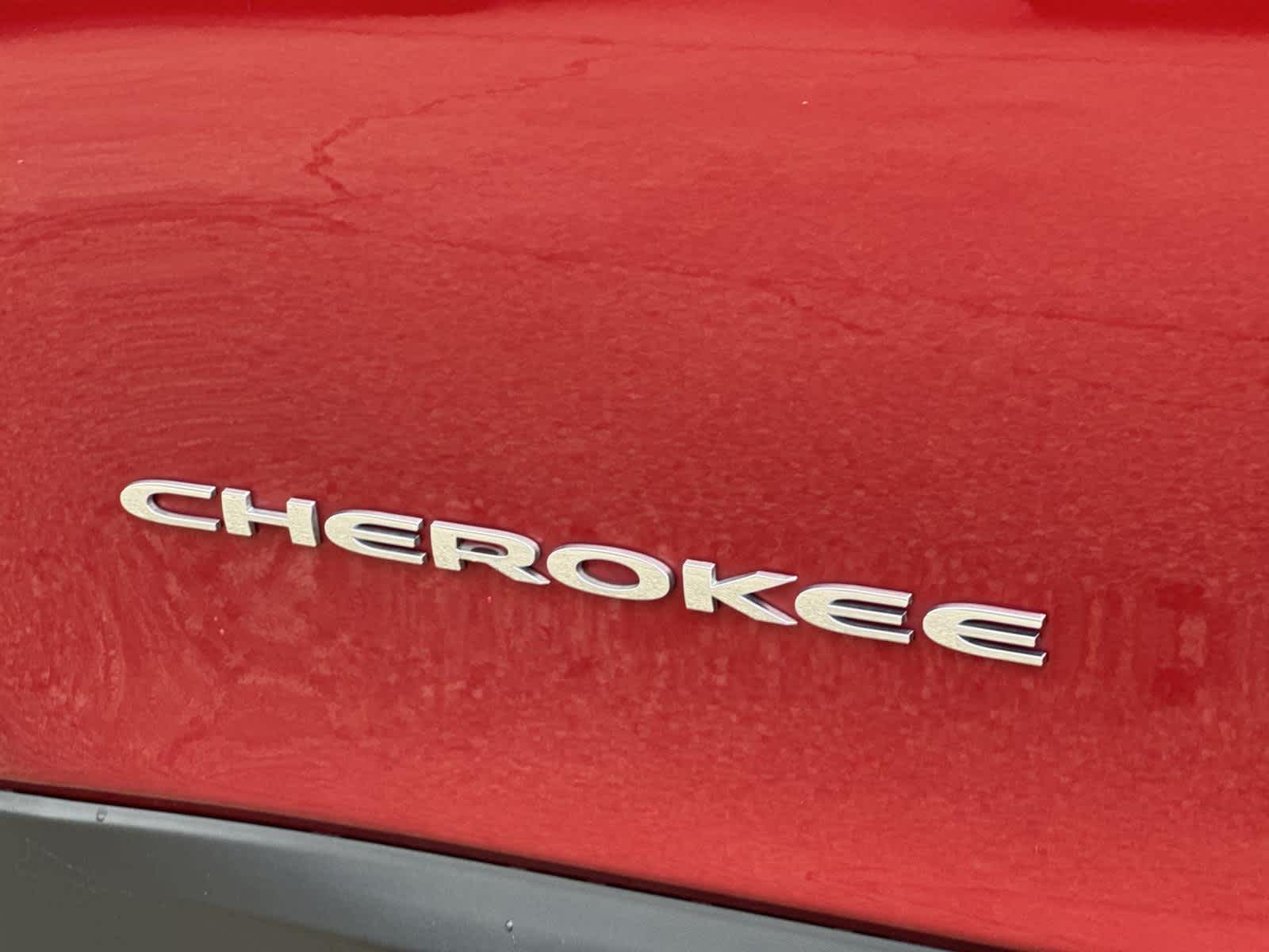 Thumbnail: 2017 Jeep Cherokee - 11