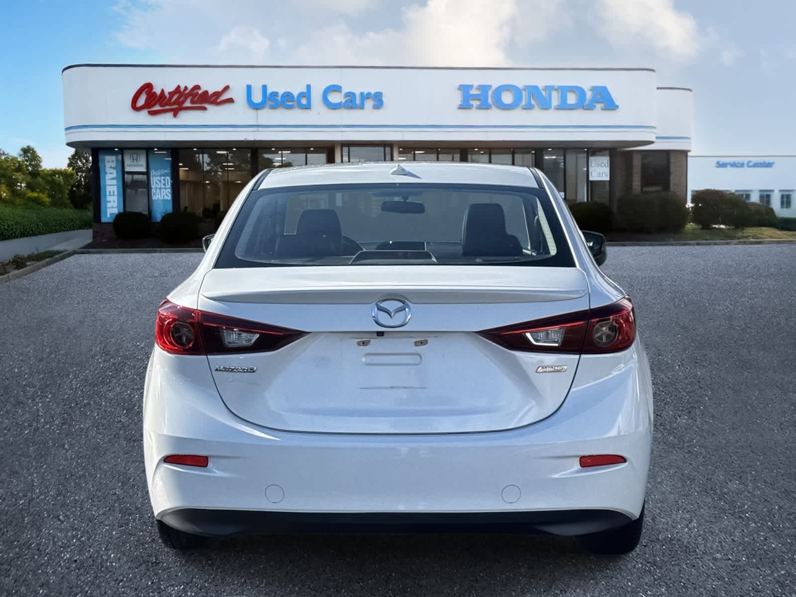 2015 Mazda Mazda3 Grand Touring photo 3