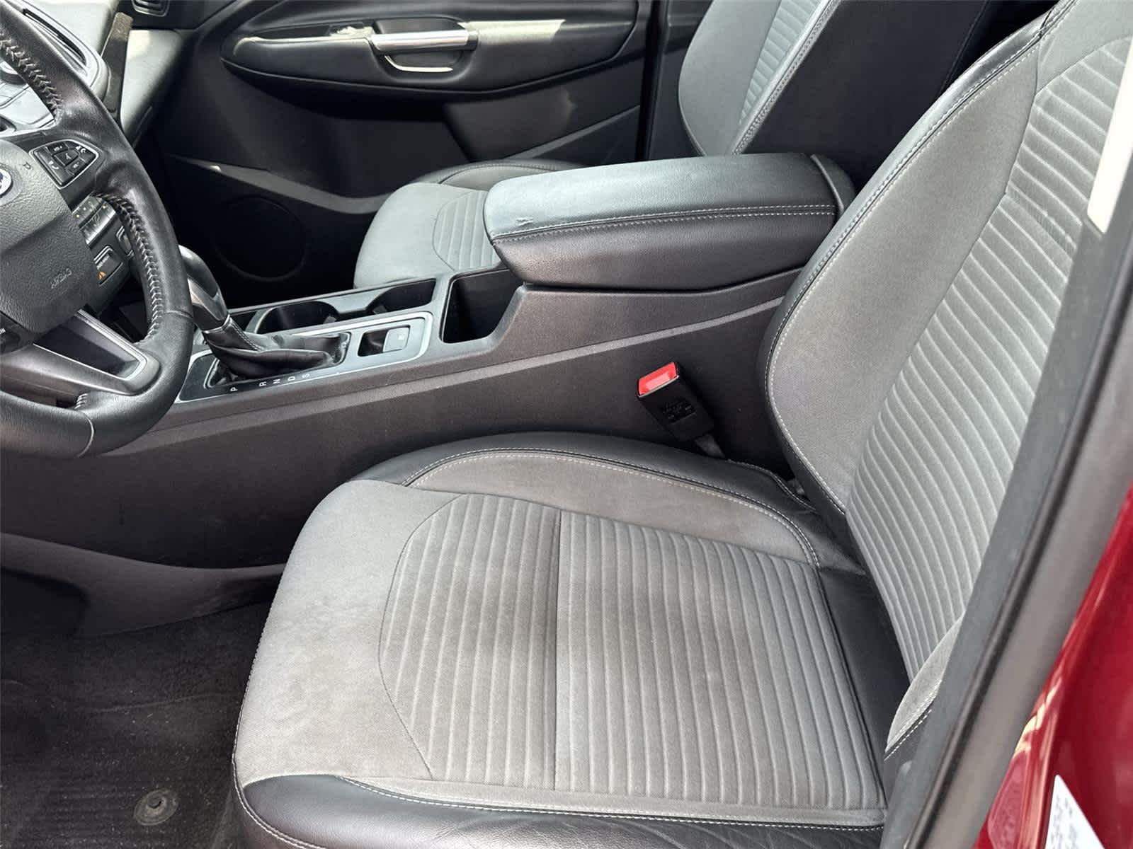 Thumbnail: 2019 Ford Escape - 13