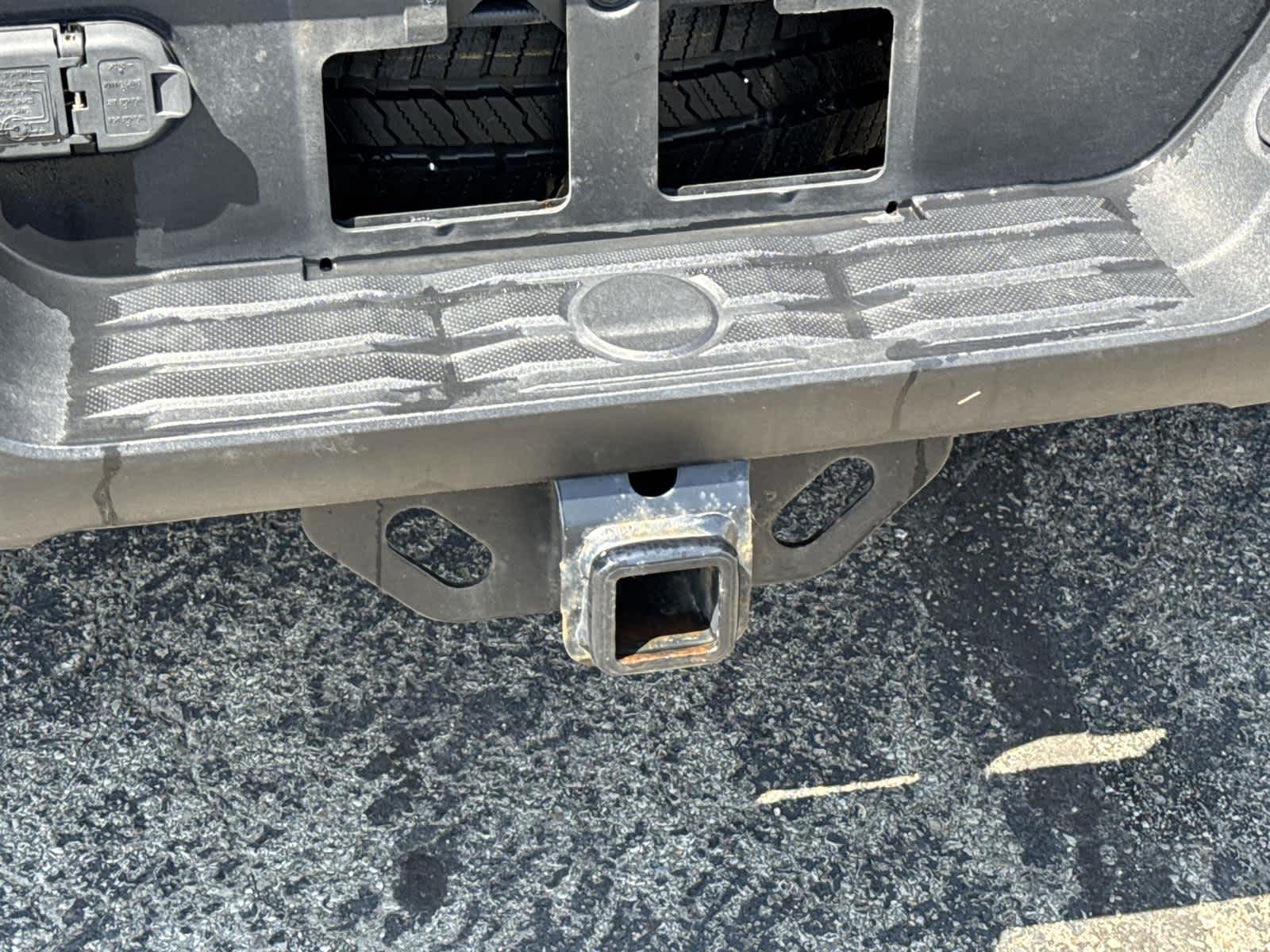 Thumbnail: 2019 Toyota Tundra - 32