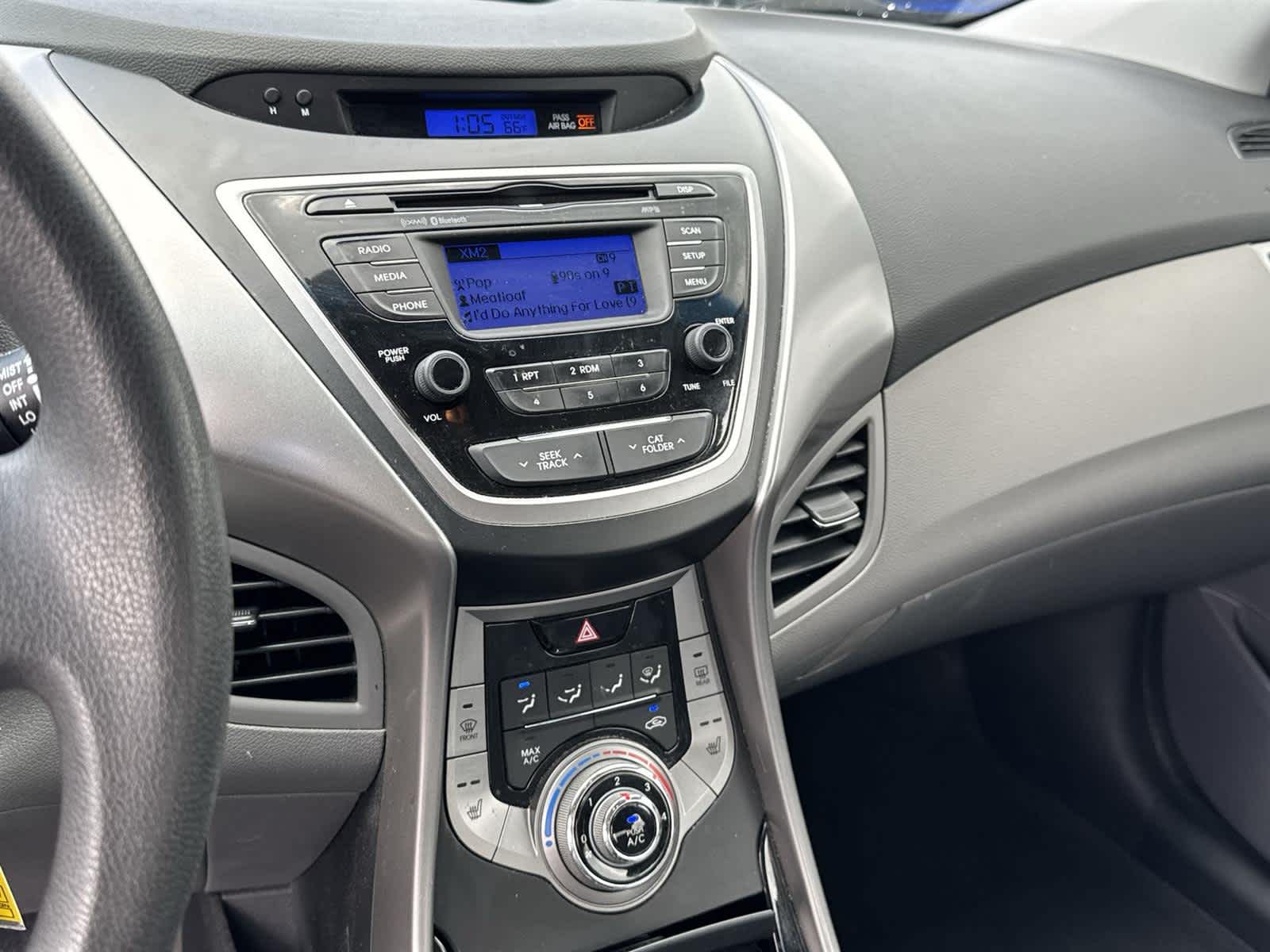 Thumbnail: 2013 Hyundai Elantra - 23