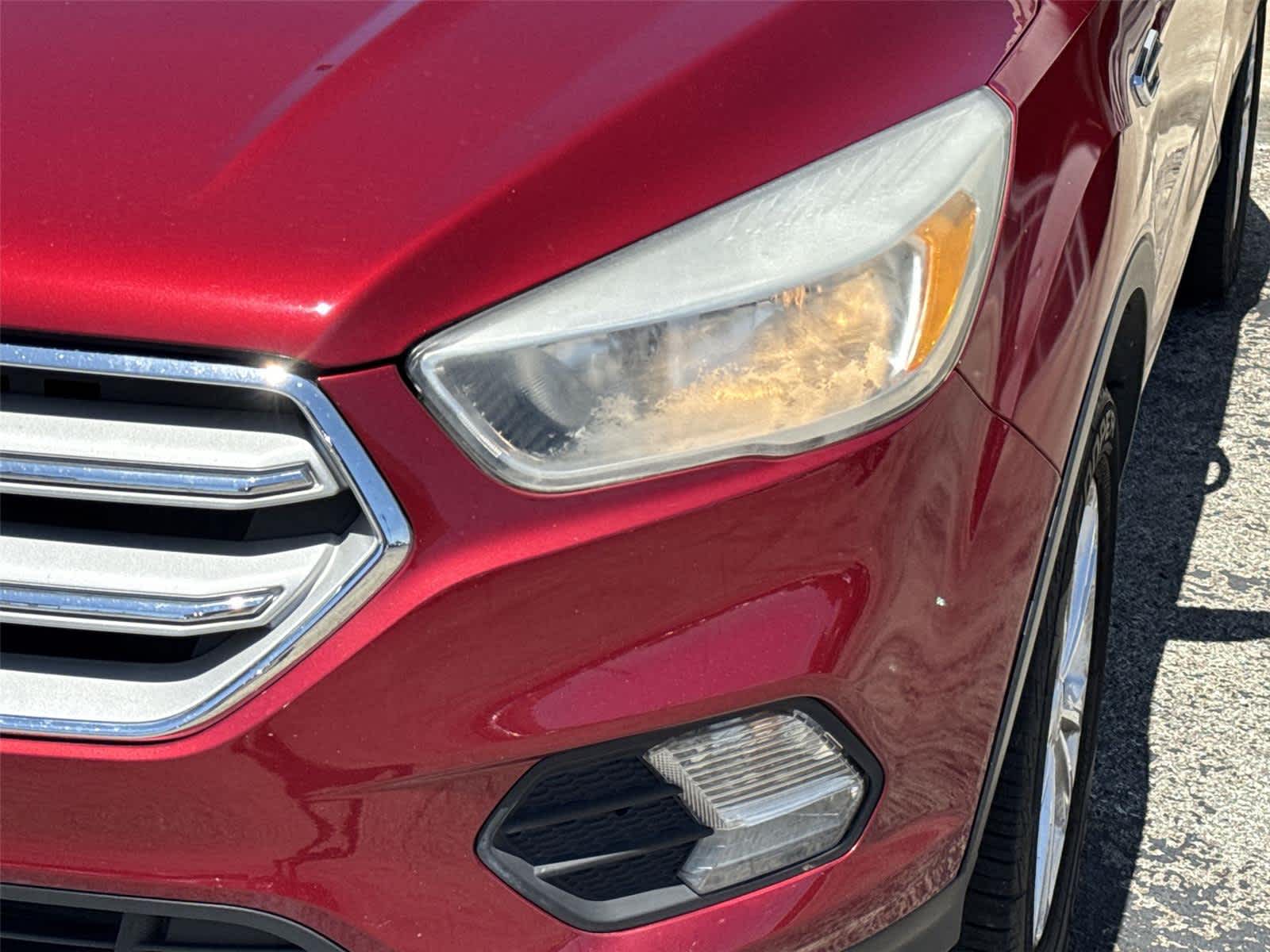 Thumbnail: 2019 Ford Escape - 9