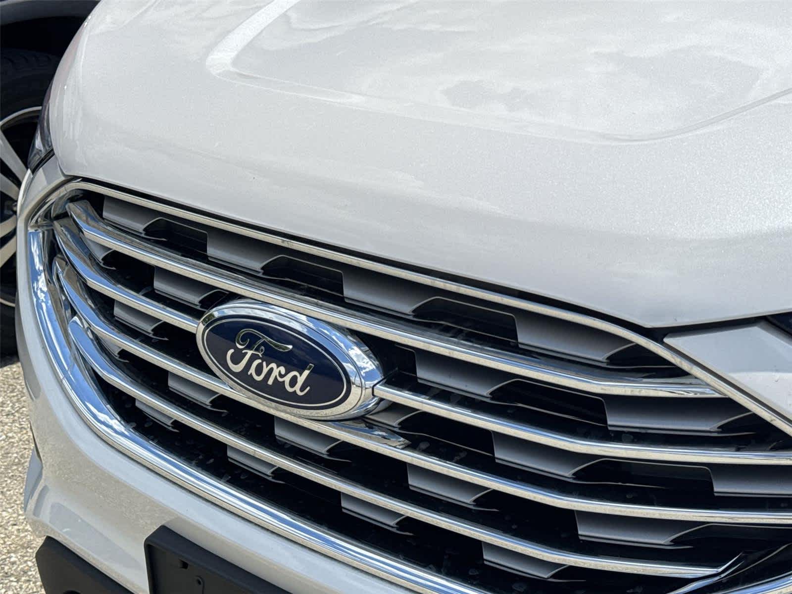 Thumbnail: 2019 Ford Edge - 10