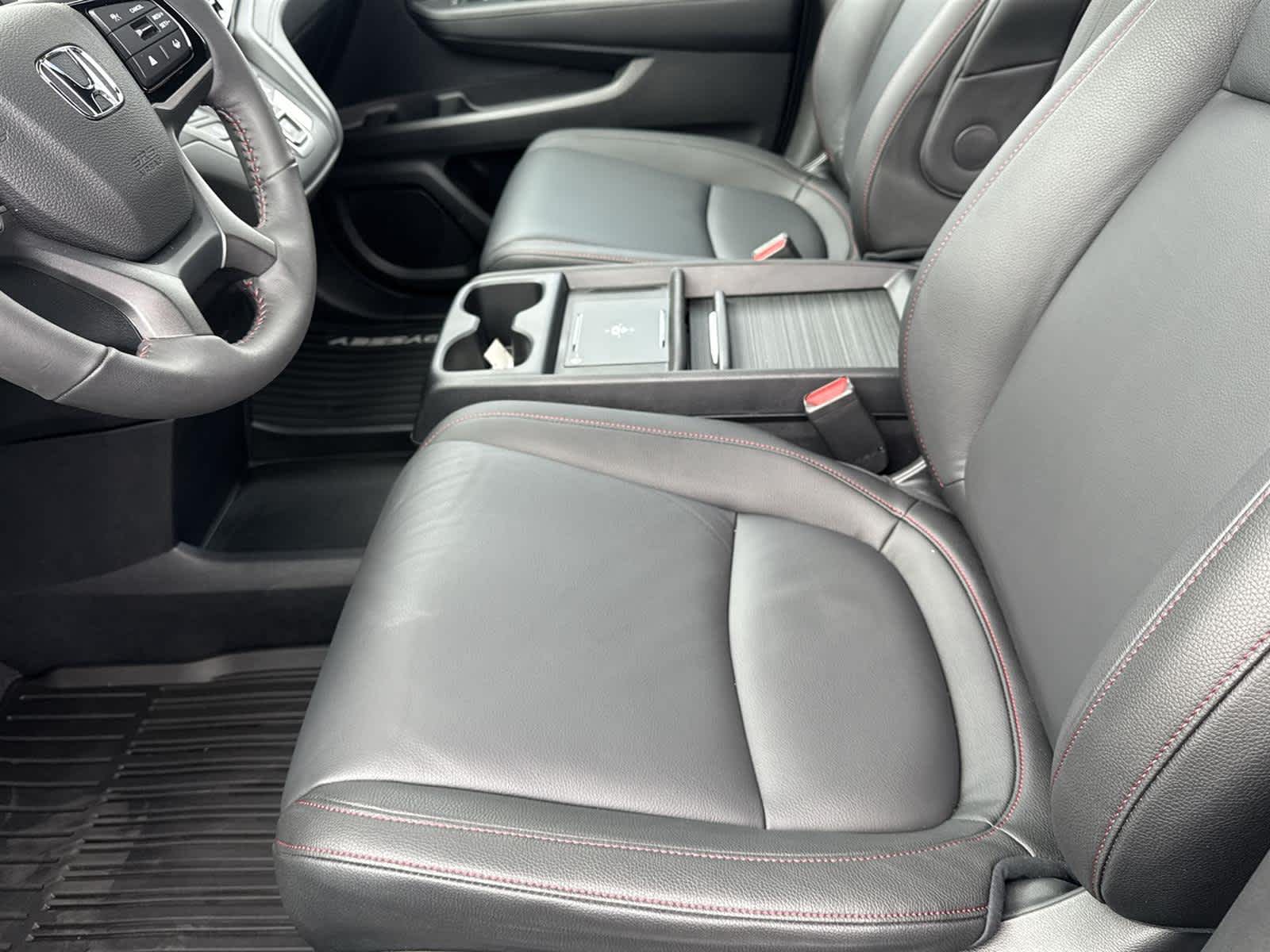 Thumbnail: 2026 Honda Odyssey - 11