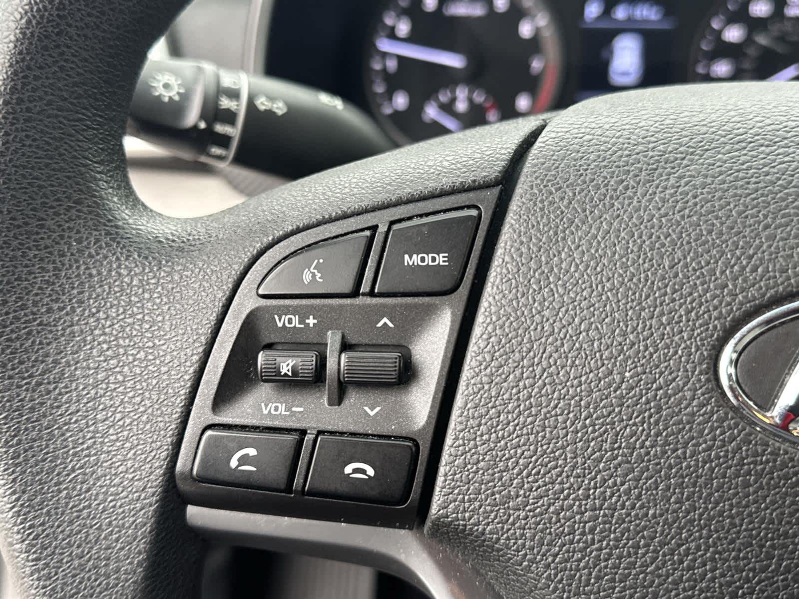 Thumbnail: 2019 Hyundai Tucson - 17